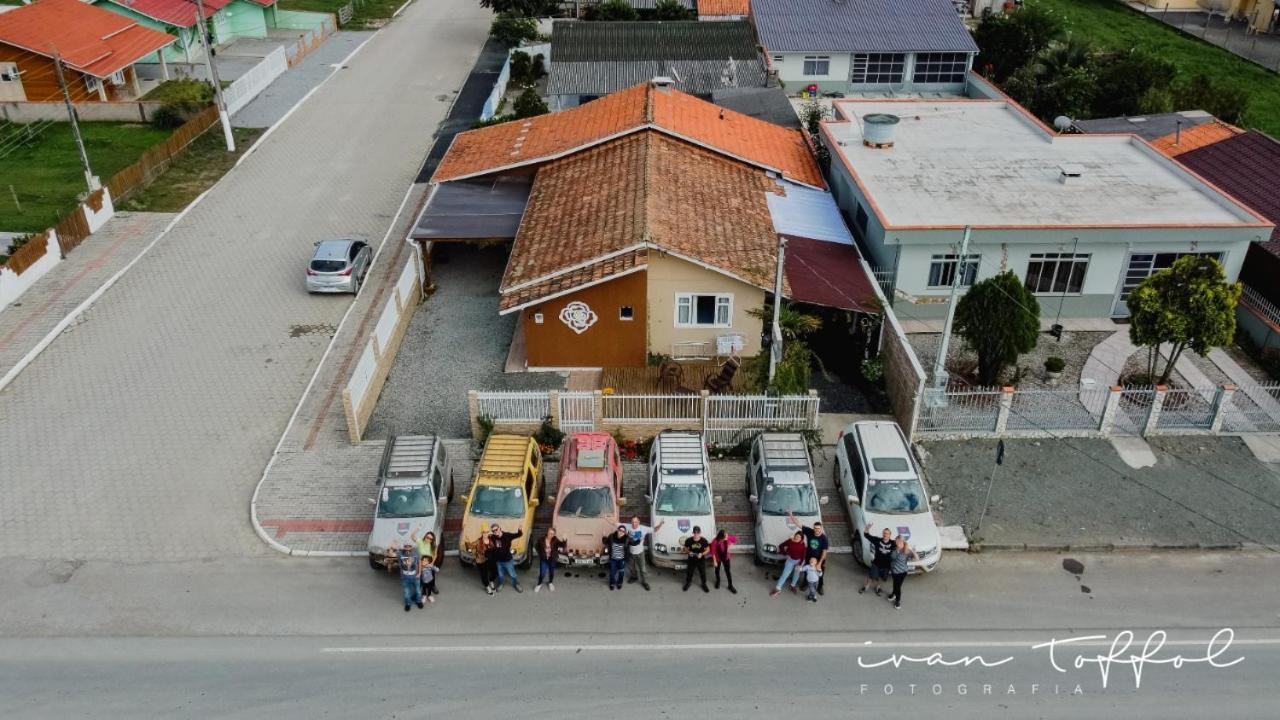 Готель Casa De Temporada Familiar Урубісі Екстер'єр фото